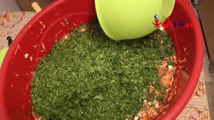 Puteti pune ardei grasi galbeni sau verzi insa cei rosii vor oferi o culoare mai frumoasa. Reteta Zarzavat De Supa Si Ciorba Pentru La Iarna In 3 Feluri Youtube