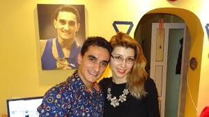 Gimnastul marian dragulescu, 38 de ani, a anuntat azi ca a divortat de sotia sa, corina. Marian DrÄƒgulescu È™i SoÈ›ia La Notar SÄƒ DivorÈ›eze