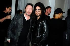 Sean taro ono lennon better known as sean lennon is sean lennon is an american singer, songwriter, musician and actor and is the son of john lennon and yoko ono. Julian And Sean Lennon Beatles