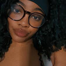 Person calling out others for being hypocritical