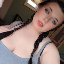 When do the rides at the fair start?