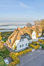 Ferienhaus Klenterhus In Keitum Auf Sylt Unmittelbar Hinter Dem Einmalig Schonen Keitumer Wattenmeer Gelegen Mit Fan Ferienhaus Sylt Ferien Urlaub Holland