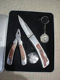 Winchester knives outdoorsman series knife w/ gut hook blade and cordura sheath $34.75 (save 65%) $12.29. 2010 Winchester 200th Commemorative 3 Piece Signature Series Gift Set Knife 12 99 Picclick