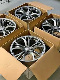 Set Of 4 Audi R8 2011 2012 2013 2014 2015 19 Factory Original Wheels Rims 2 800 00 In 2020 Audi Wheel Rims Audi R8