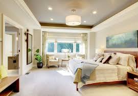 Luxus Schlafzimmer Mobel Schwarz Leder King Size Bett Gestell Weiss Tischleuchte Auf Dem Na Schlafzimmer Design Luxusschlafzimmer Innenarchitektur Schlafzimmer