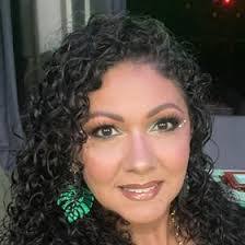 Minerva Fuentes's Instagram, Twitter & Facebook