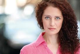 Sandra Roque's Instagram, Twitter & Facebook