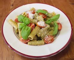 Rezept Sizilianisches Pesto Nach Jamie Oliver Rezept Rezepte Pesto Essen