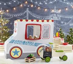 A place where food truck/cart owners and customers can come together to discuss their love of food trucks and food carts. Food Truck Playhouse Play Tents Pottery Barn Kids