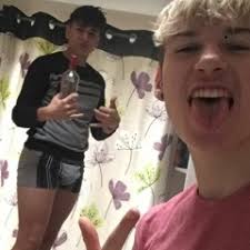 Stream Mitchell Fleming music