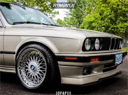 Image result for Beige Jantes 1989 ARO
