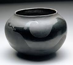 Julian And Maria Martinez 1880 One Of The Earliest Black Mirror Pots New Mexico Usa Native American Pottery Indian Pottery Pottery Art