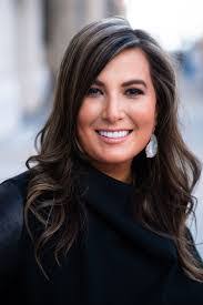 Danielle Lovelace's Instagram, Twitter & Facebook