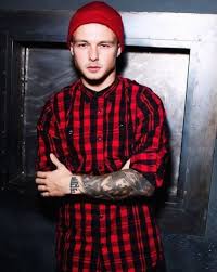 Create Meme Vlg Vlg Travis Barker Ruslan Storozhik Pictures Meme Arsenal Com
