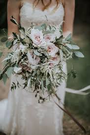 We searched floral designs coast to coast to find the most lavish bridal bouquets. 20 Gorgeous And Trendy Greenery Wedding Bouquets Emmalovesweddings