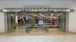 Utiliza las flechas izquierda/derecha para navegar por la presentación o deslízate hacia la izquierda/derecha si usas un dispositivo móvil. Forever 21 Mall Of America