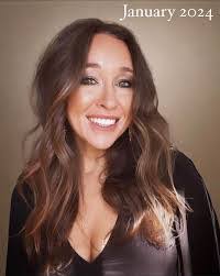 Jennifer Pluta's Instagram, Twitter & Facebook