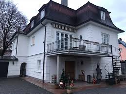 Check spelling or type a new query. Wunderschone Ceconi Villa In Morzg Salzburg Stadt Villa Haus