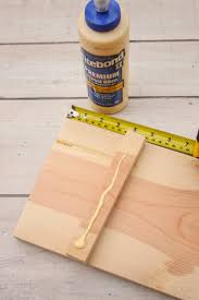 Tie a knot 10 inches from the end of each rope. Free Plans Diy Bath Tub Tray Tutorial