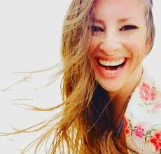 Amber Michelle's Instagram, Twitter & Facebook