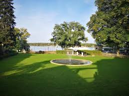 Idyllisch am see gelegen und in herrlicher umgebung erleben sie bei uns kulinarischen hochgenuss in einem stilvollen ambiente. Haus Sanssouci Berlin Aktualisierte Preise Fur 2021