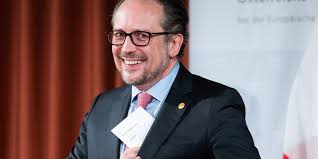 Österreichs regierungschef alexander schallenberg stellt sein amt nach knapp zwei monaten zur verfügung. Schallenberg Ich Als Aussenminister Zackzack At