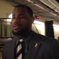 LeBron James souhaitant un joyeux Noël