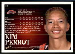 Kim Perrot's Instagram, Twitter & Facebook