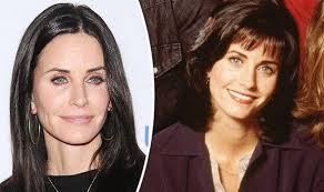 Friends alumna courteney cox shares her regrets about fillers, and the lessons she's learned about aging, in a new interview with new beauty. Courtney Cox Changed The Most Out Of All The Females R Friends Tv Show