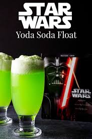 These Yoda Soda Floats Are A Simple And Fun Addition To Any Star Wars Themed Party Or Movie Night Recettes De Cuisine Recette Idee Recette