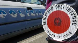 Logo tasarımı ücretsiz, tasarım yeteneğine gerek yok. La Polizia Stradale Festeggia I Suoi 70 Anni Concerto A Nuoro Con I Tazenda E Piero Marras Cronache Nuoresi
