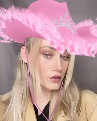 𝔒𝔩𝔦𝔳𝔦𝔞 𝔗𝔞𝔶𝔩𝔬𝔯 𝔇𝔲𝔡𝔩𝔢𝔶 (@oliviataylordudley) • Instagram  photos and videos