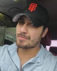 Donald Rios's Instagram, Twitter & Facebook