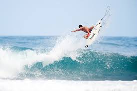 As a result of the astonishing upset, ferreira was defeated by coffin in the last wave of the heat, with coffin scoring 5.80 in the last move and the second best score. Billabong Ficha Al Brasileno Italo Ferreira Surfer Rule Mas Que Surf Olas Gigantes Y Tendencias