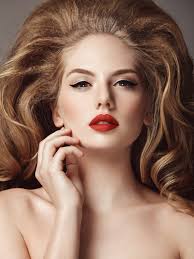 Beauty: The dangers of bold makeup