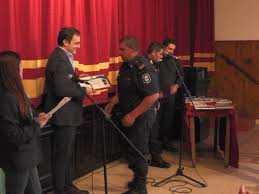 EL INTENDENTE RECONOCIO A LOS EFECTIVOS DE LA COMUNAL