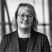 40+ "Sarah Cox" profiles