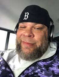 Good morning America, how are you? Say, don't you know me? I'm your native  son I'm the train they call the City of New Orleans I'll be gone five  hundred miles when