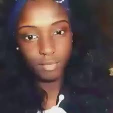 Bibi Rodriguez (@rodriiguez_b)