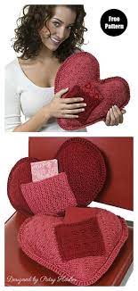 This is a very easy crochet pattern suitable for beginners! Heart Pillow Free Knitting Pattern