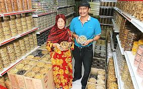 Maybe you would like to learn more about one of these? Mak Rusmah Cookies Generations Old Recipes Popular As Ever The Star