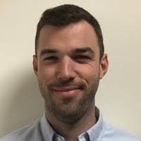 700+ profilů „Geriš“