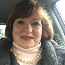 I am considering this kind of storage box for my pens. Does anyone use it?  Is it useful, convenient, worth the price (ca. $75)?