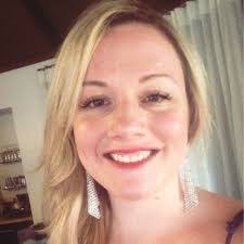 Amanda Hillegas's Instagram, Twitter & Facebook