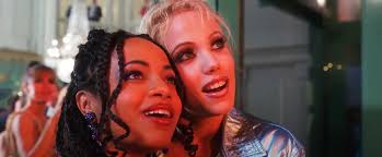 Showgirls' star Gina Ravera describes the 'darkness' of making the 1995  cult movie