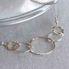 5 Interlocking Circle Necklace Family Necklace Ring Etsy Interlocking Circle Necklace Family Necklace Gold Filled Jewelry