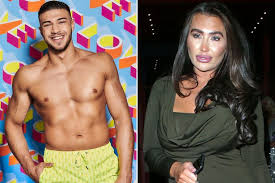 Love island fans pointed out tommy fury was jealous when his close friend lucie donlan recoupled with hunky newcomer george rains during tuesday's episode. Tommy Fury Tried To Woo Towie Star Lauren Goodger Before Jetting Off To Love Island Mirror Online