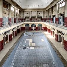 Aber die sets aus den 2000er jahren waren grandios! The Abandoned Town Pool Hall Old Church Ruin In Leipzig