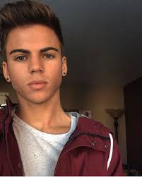 Instagram : Todd.alden