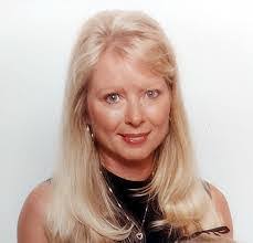 Lisa Teeters's Instagram, Twitter & Facebook